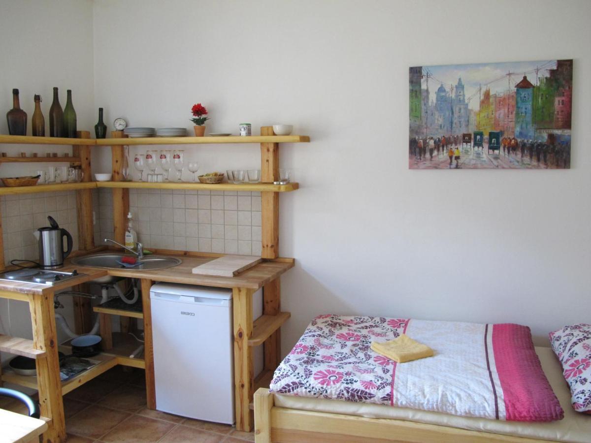 Hostel Singer Pub Ceske Budejovice Room photo